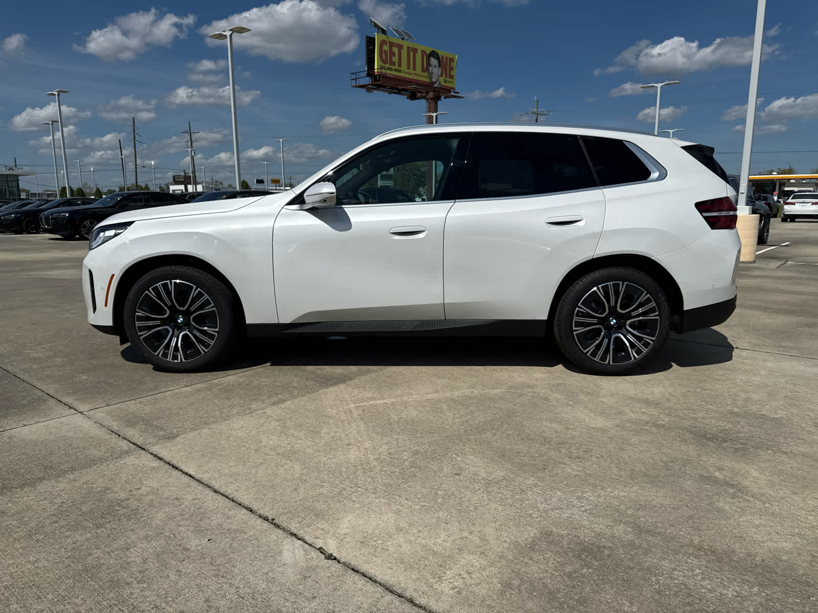 2025 BMW X3 30 - Photo 8