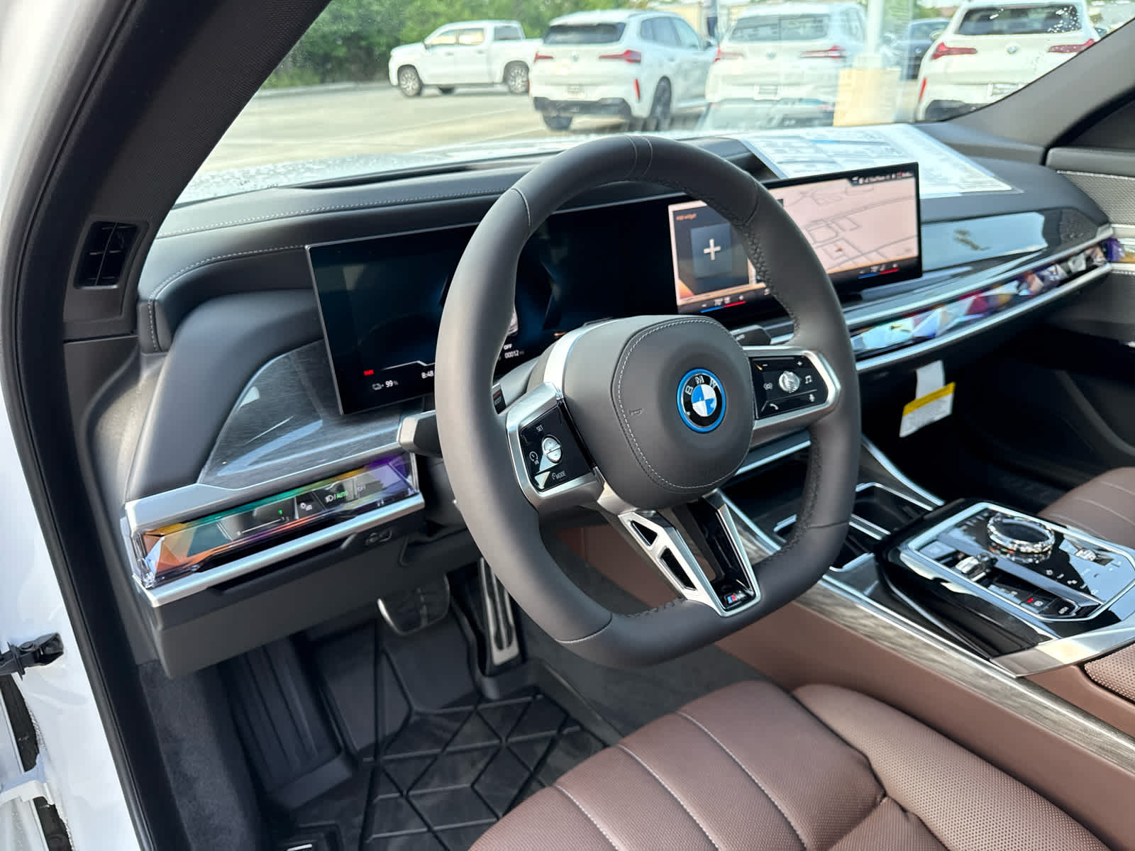 2025 BMW i7 50 - Photo 22