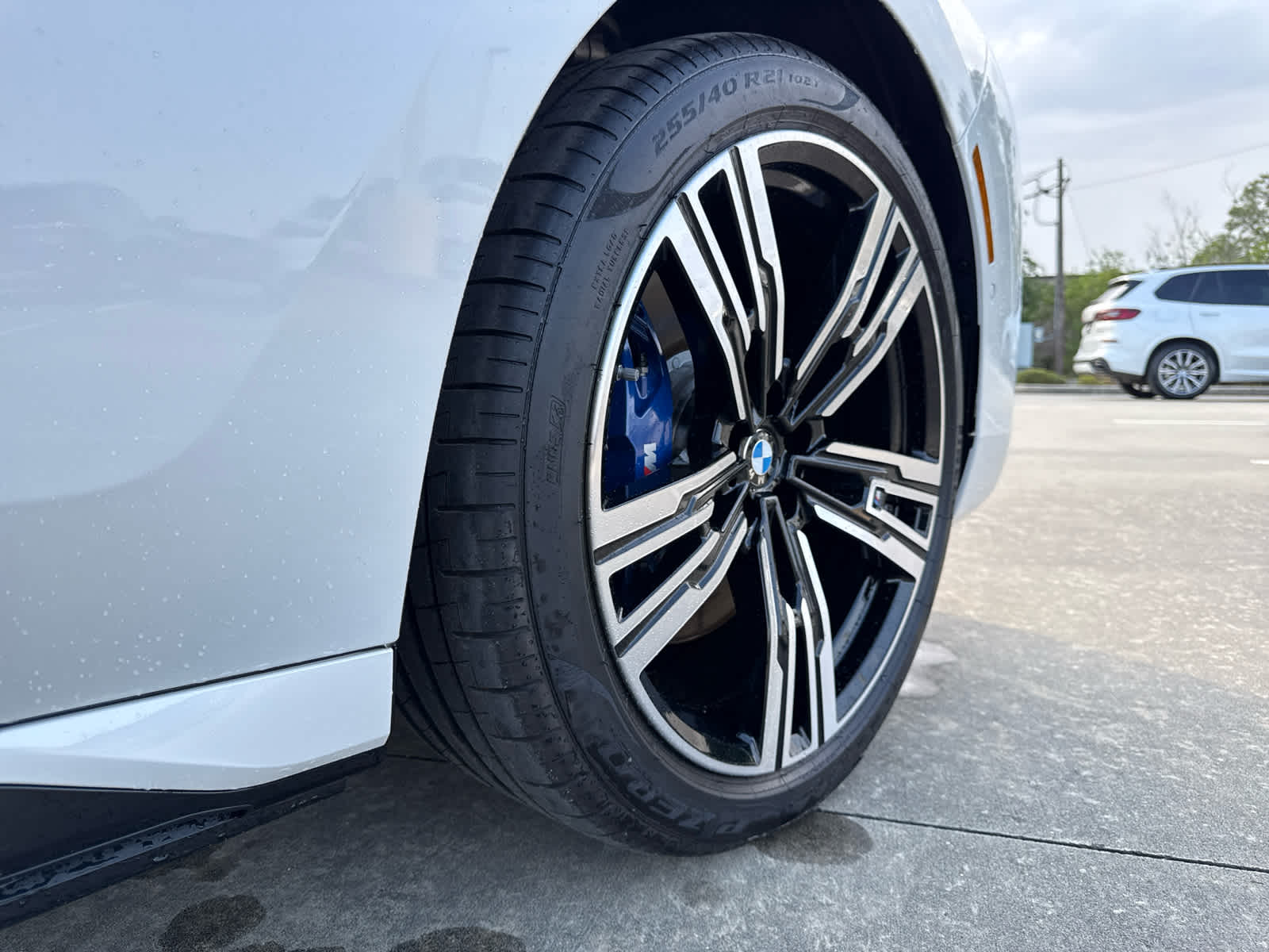 2025 BMW i7 50 - Photo 12