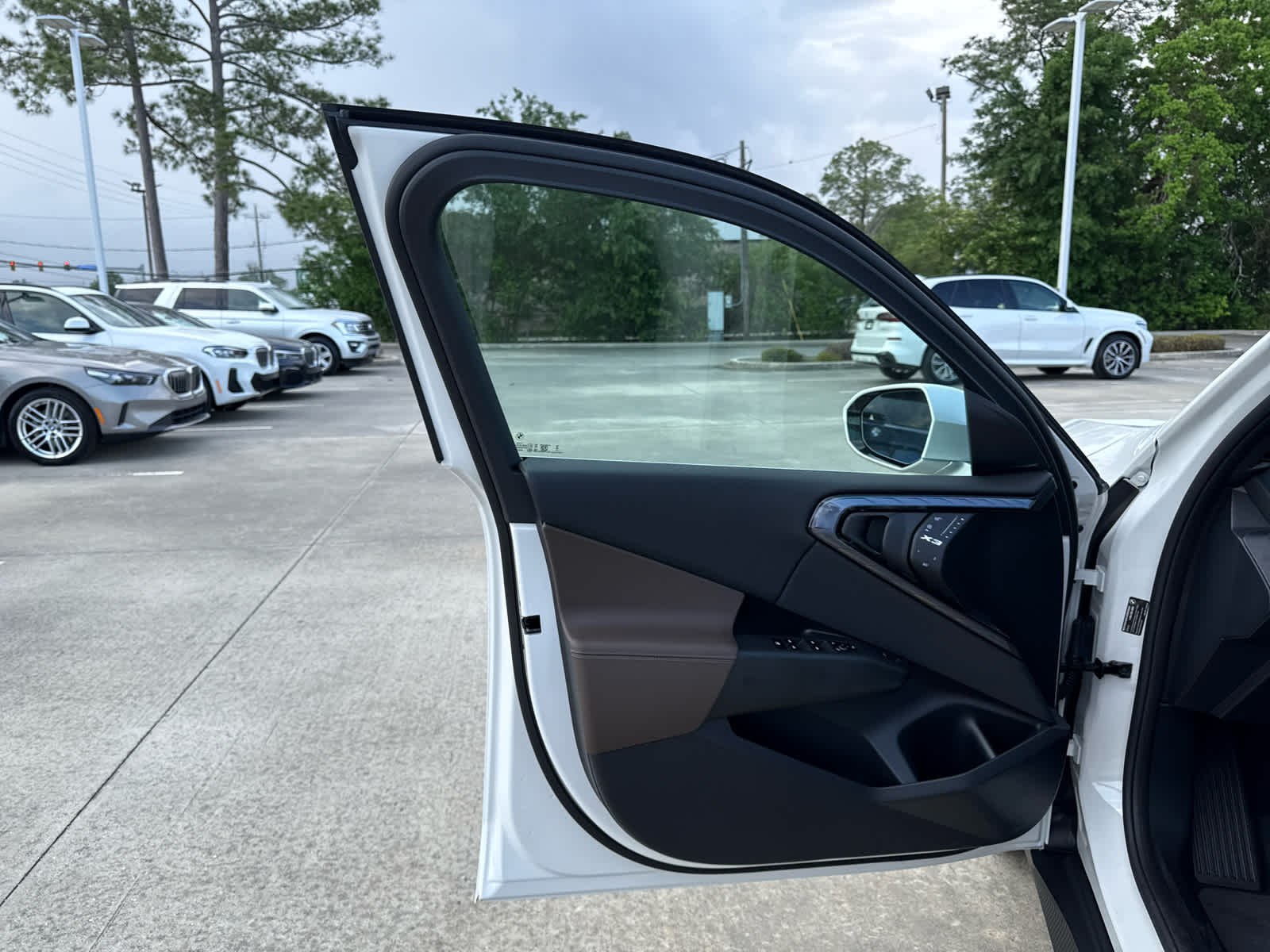 2025 BMW X3 30 - Photo 24