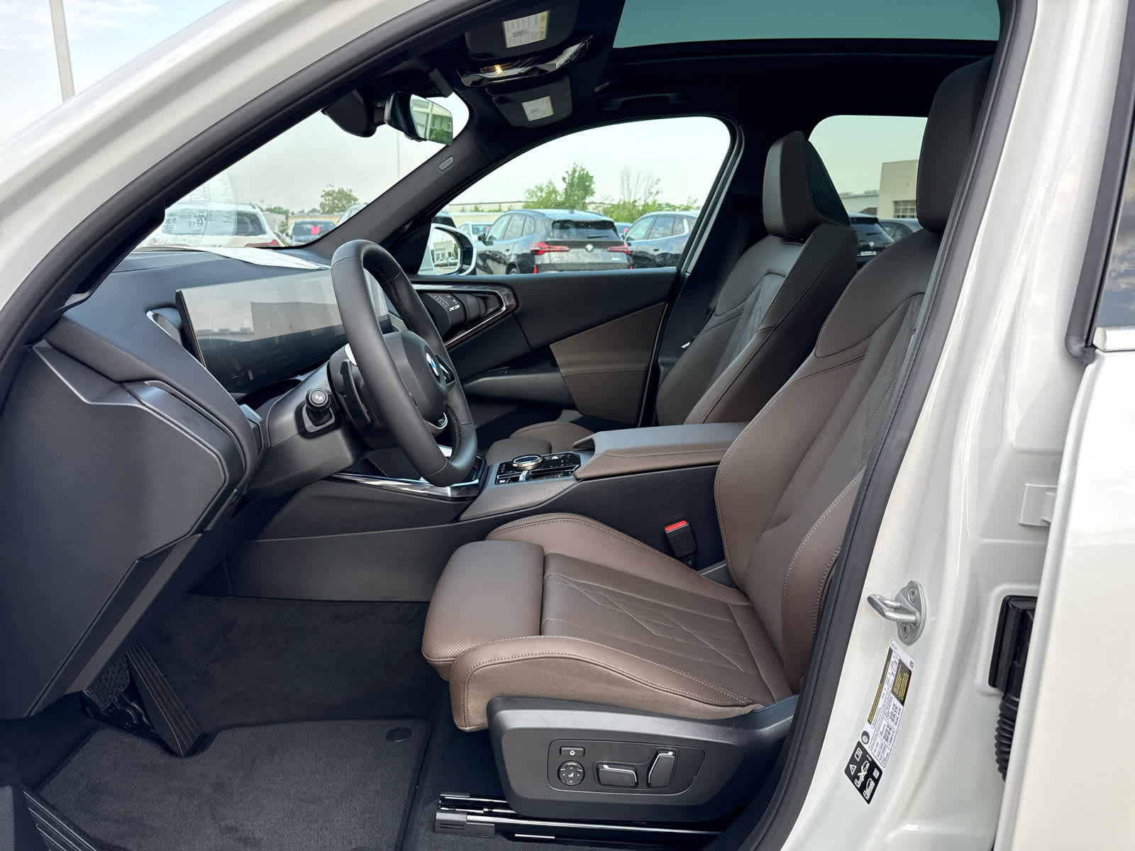 2025 BMW X3 30 - Photo 23