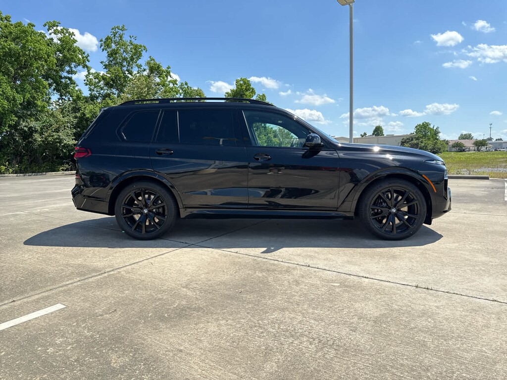 New 2026 BMW X7 M60i (A8) SUV