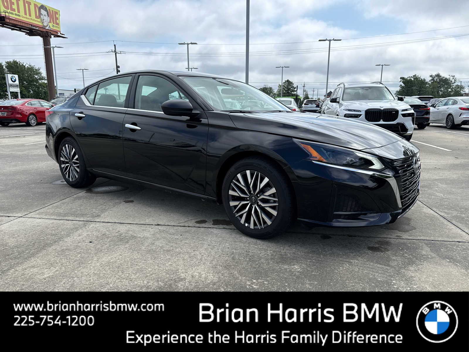 Used 2025 Nissan Altima SV Sedan