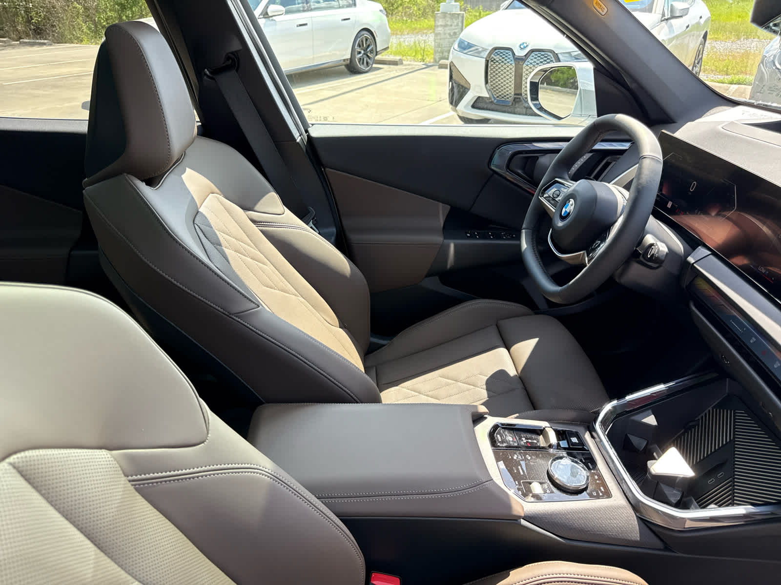 2025 BMW X3 30 - Photo 14