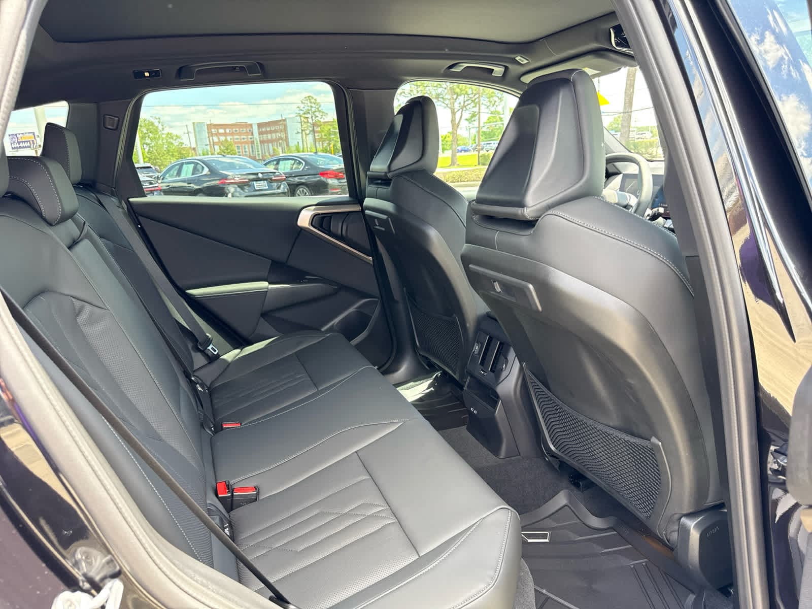 2025 BMW X3 30 - Photo 16