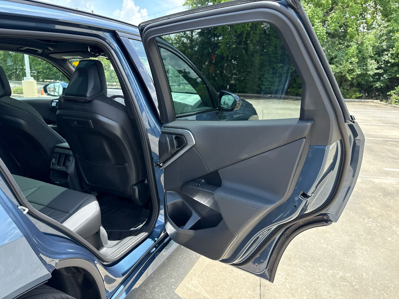 2025 BMW X3 30 - Photo 17