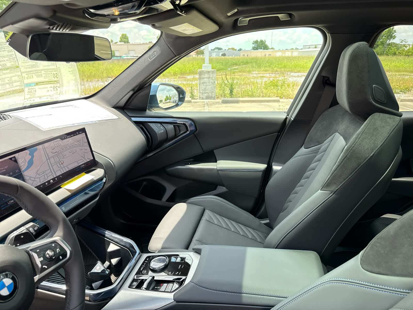 2025 BMW X3 30 - Photo 24