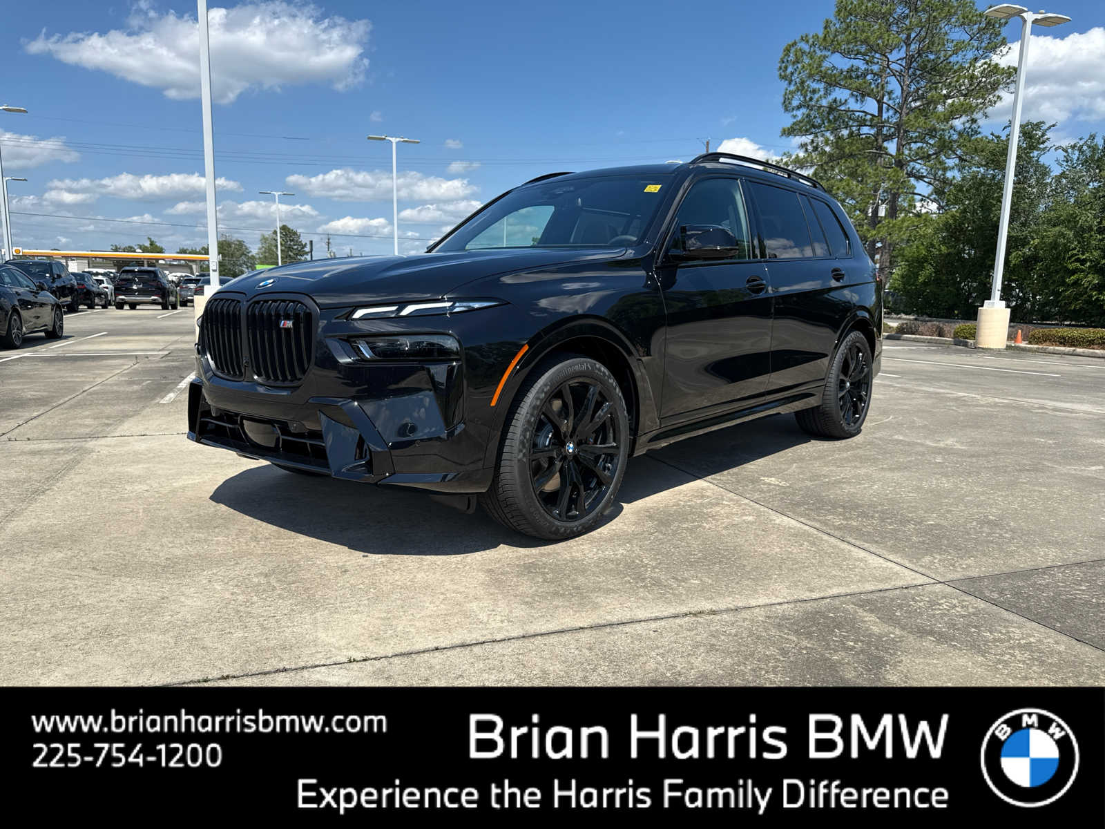 2026 BMW X7 M60i's photo