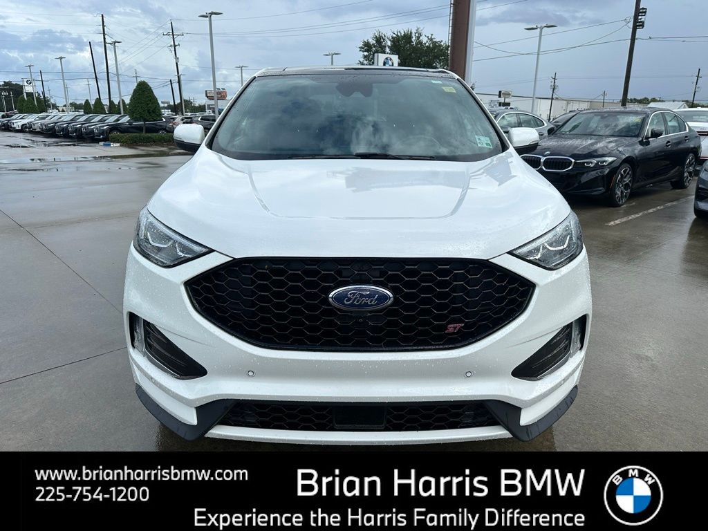 2022 Ford Edge ST photo 2