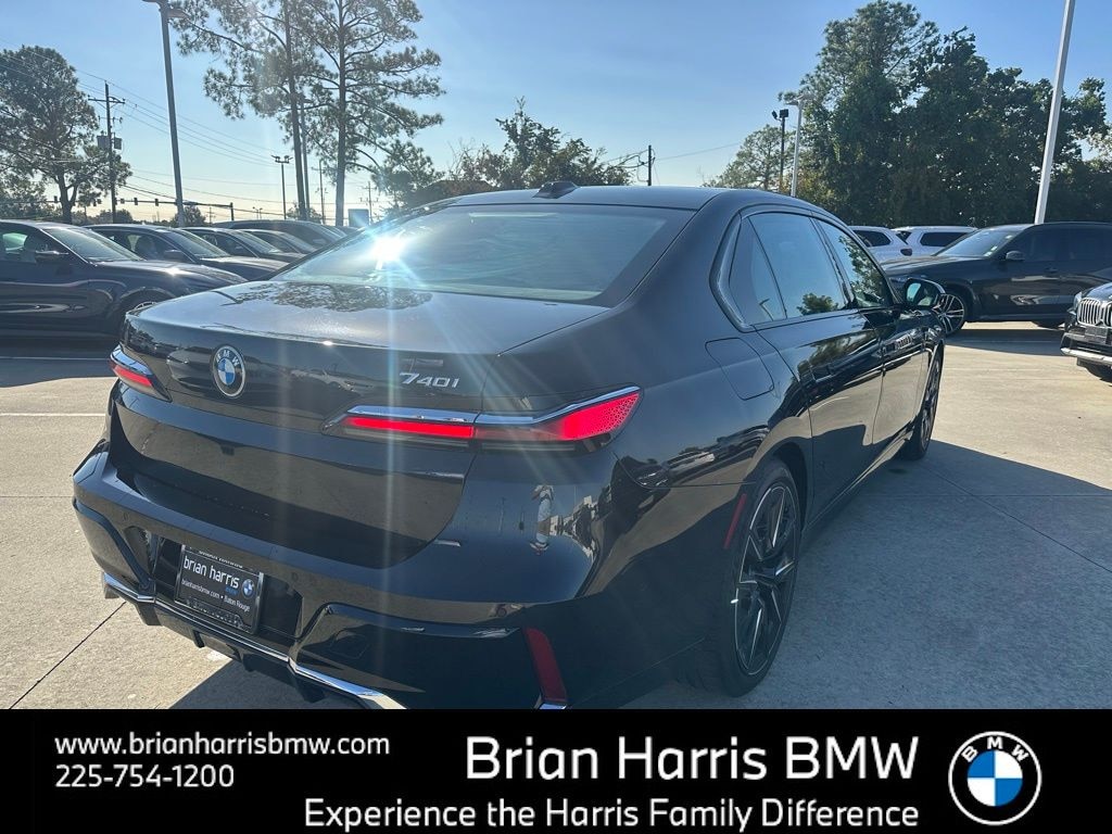 Certified 2023 BMW 740i  Sedan