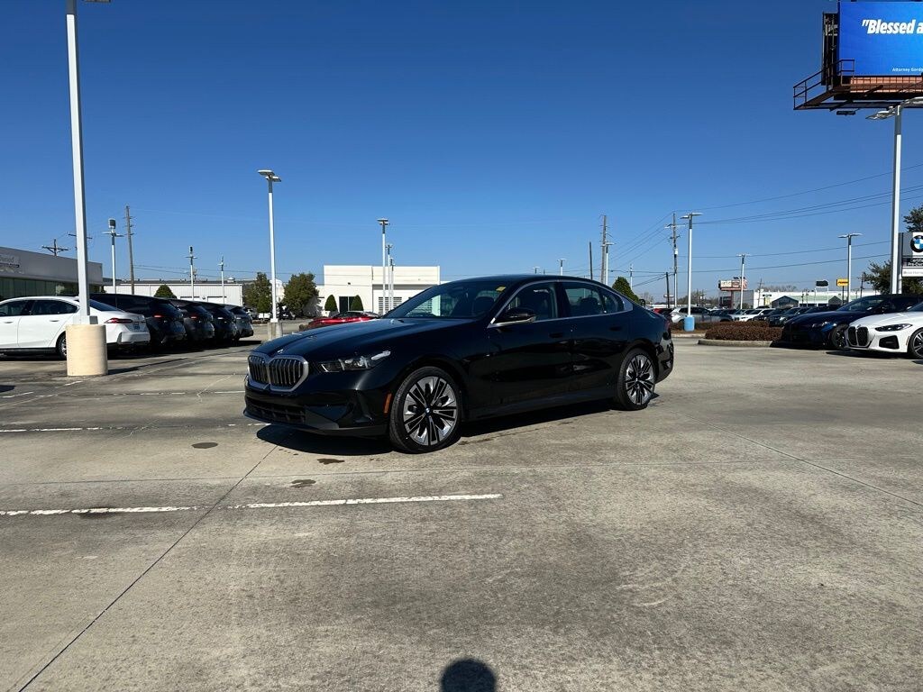 New 2026 BMW 530i Sedan