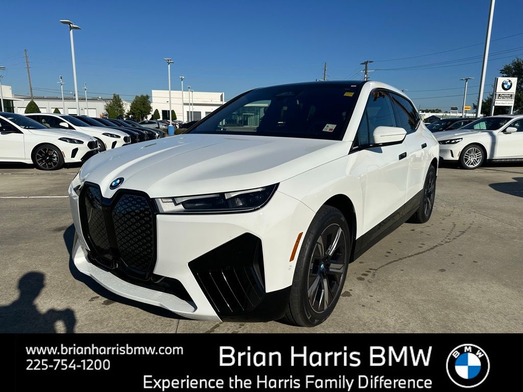 2025 BMW iX 50's photo