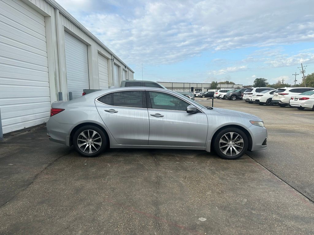 2017 Acura TLX Base photo 4