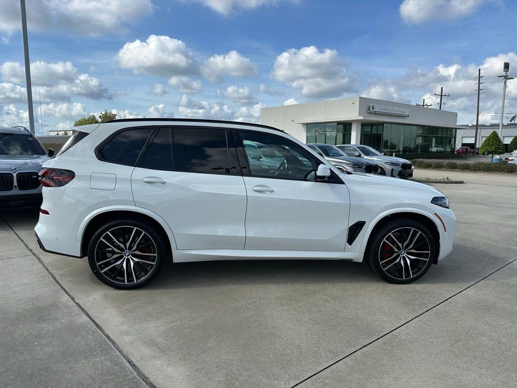 New 2026 BMW X5 sDrive40i SUV