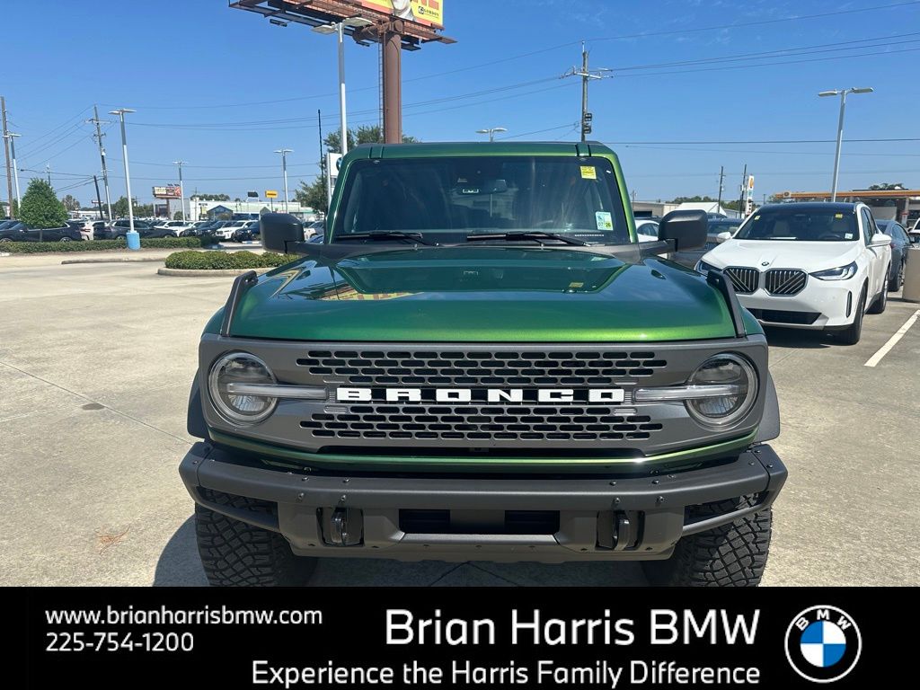 2024 Ford Bronco Badlands photo 2