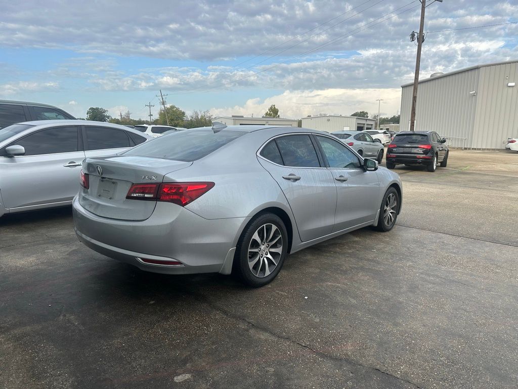 2017 Acura TLX Base photo 3
