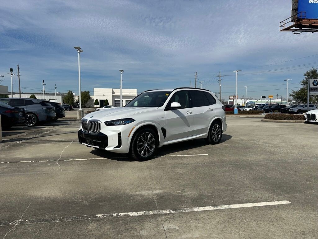 New 2026 BMW X5 PHEV xDrive50e SUV