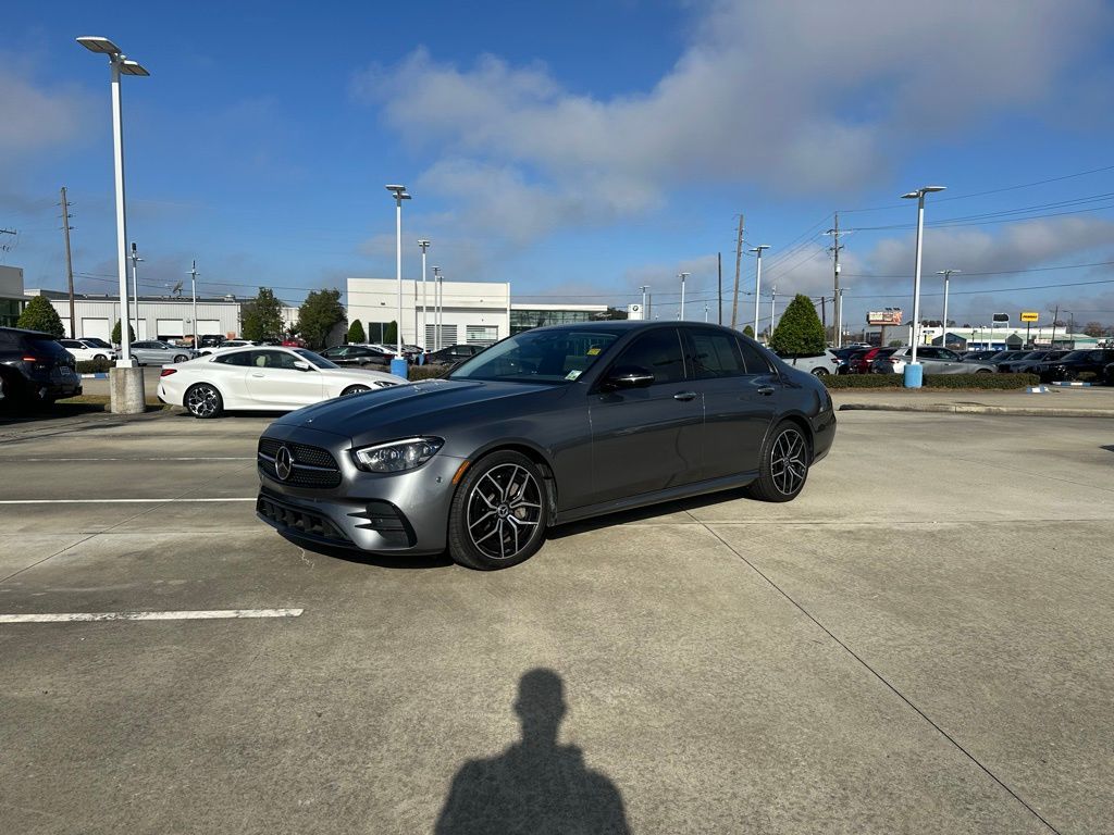 2023 Mercedes-Benz E-Class E450's photo