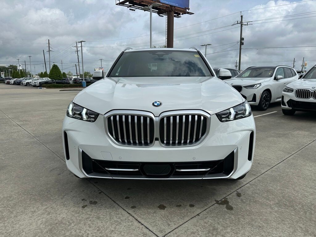 New 2026 BMW X5 sDrive40i SUV