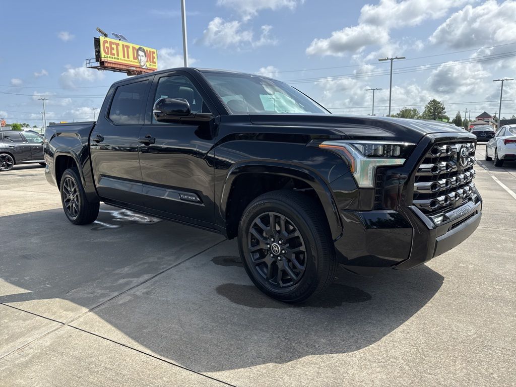 2022 Toyota Tundra Platinum photo 3