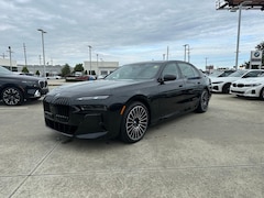 2026 BMW 750e xDrive Sedan