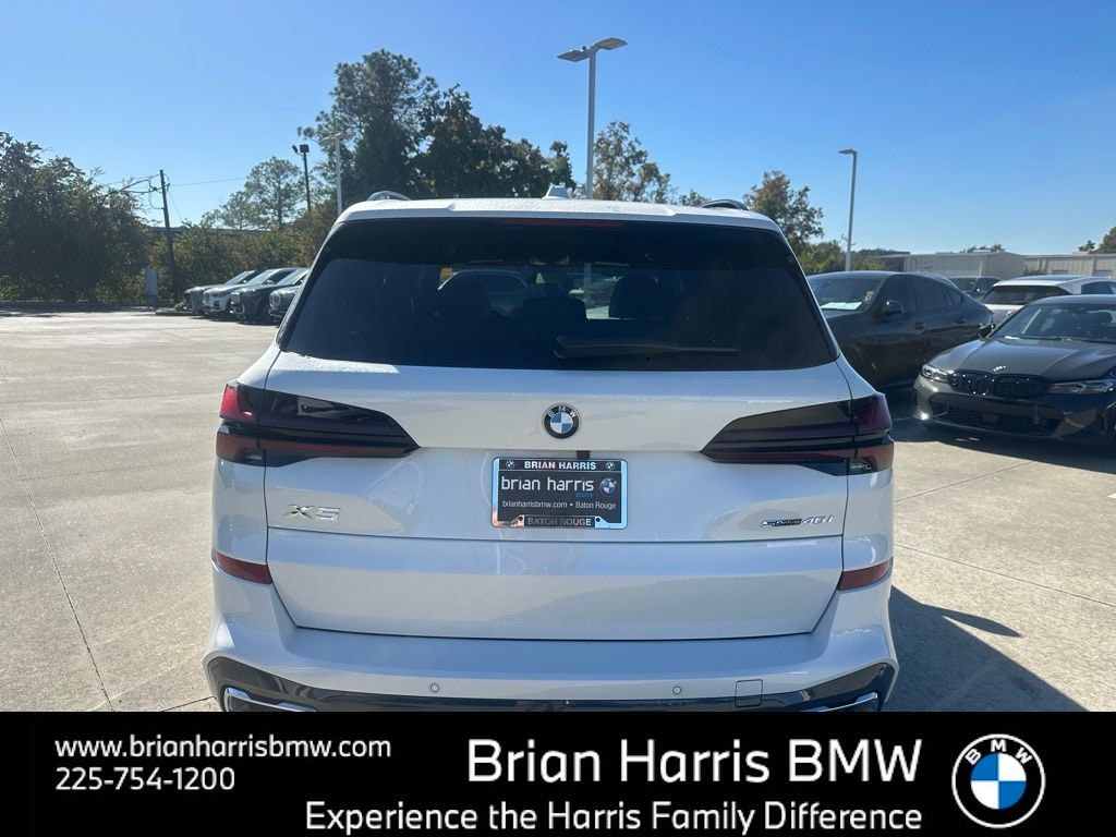 New 2026 BMW X5 sDrive40i SUV