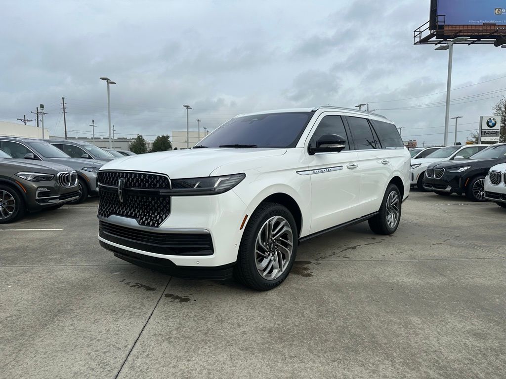 2025 Lincoln Navigator Reserve 4WD's photo