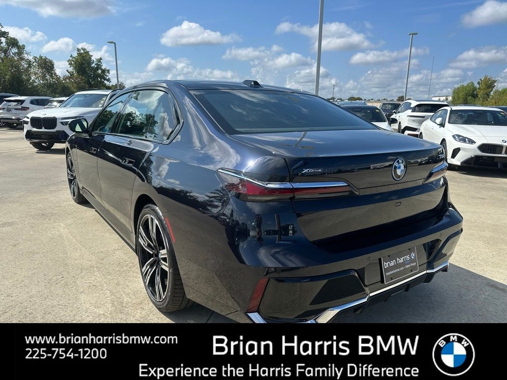 New 2026 BMW 750e xDrive Sedan