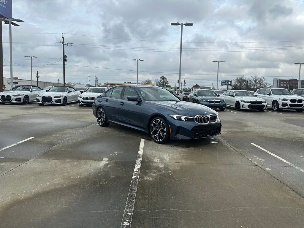 New 2026 BMW 330i Sedan