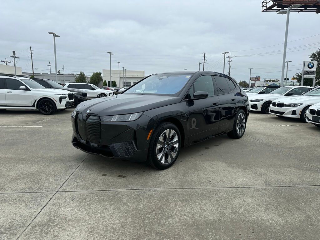New 2026 BMW iX xDrive60 SUV