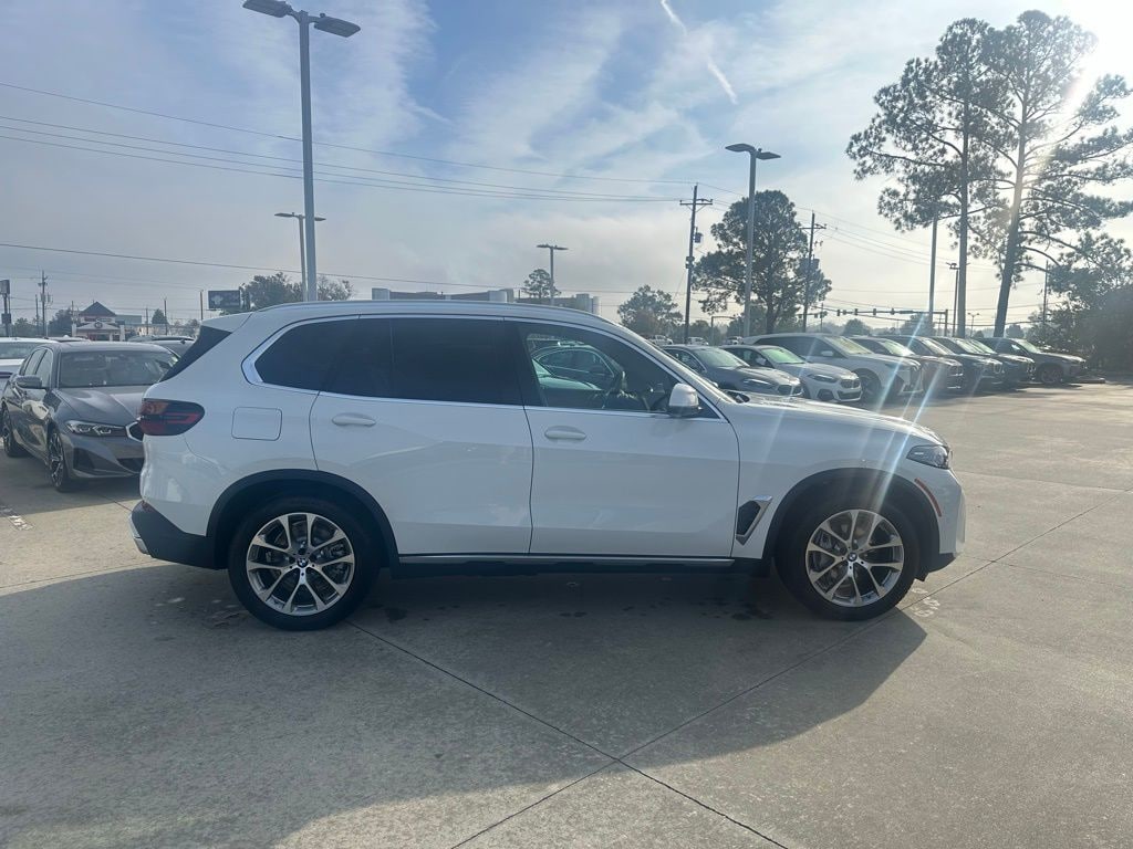 New 2026 BMW X5 PHEV xDrive50e SUV