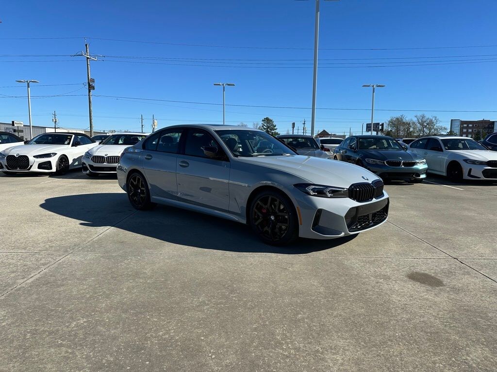 New 2026 BMW 330i Sedan
