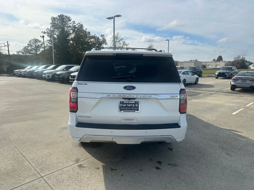 2021 Ford Expedition MAX Platinum photo 4