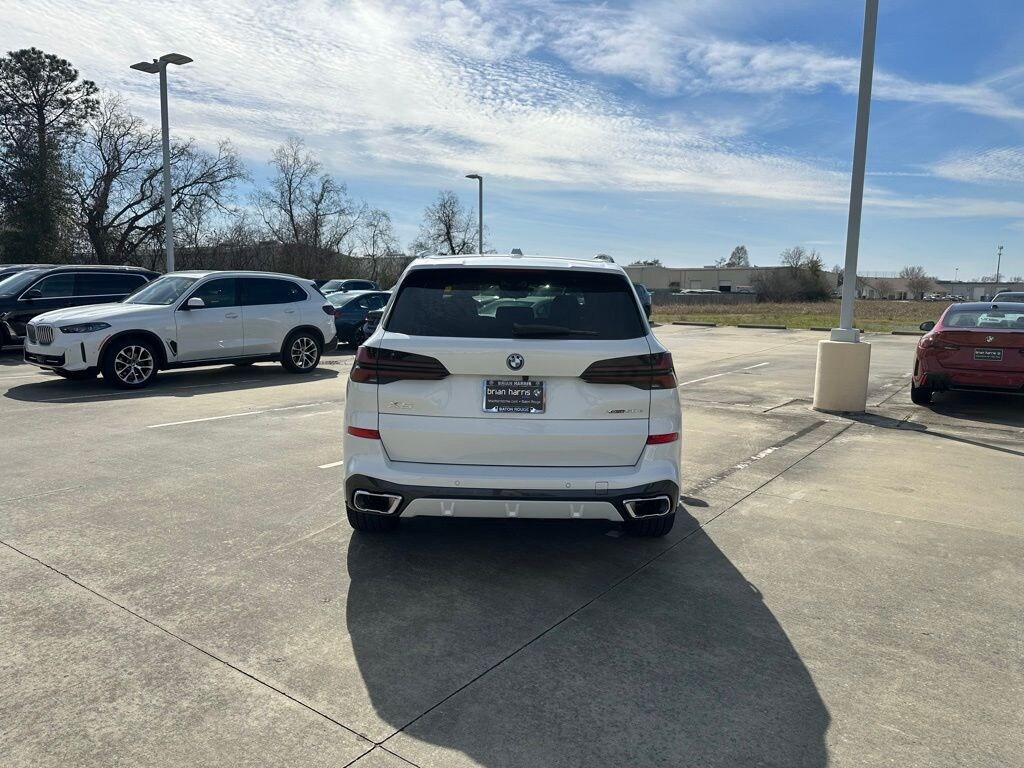 New 2026 BMW X5 PHEV xDrive50e SUV