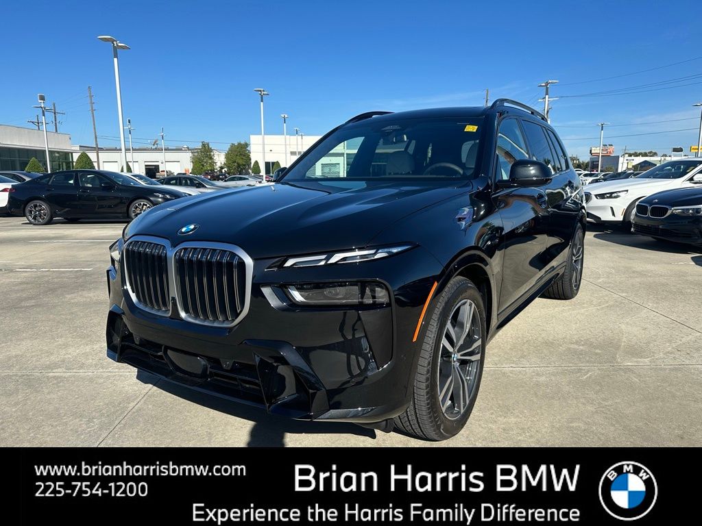 2026 BMW X7 40i's photo