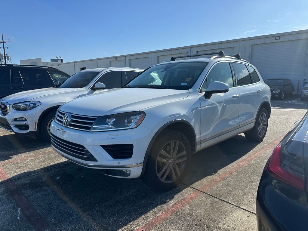 2016 Volkswagen Touareg Lux