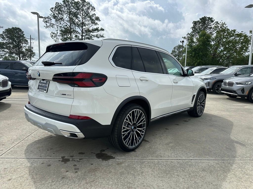 New 2026 BMW X5 sDrive40i SUV