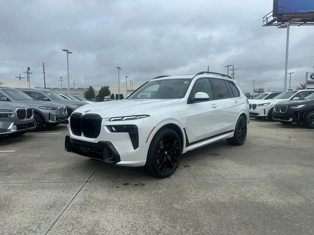 2026 BMW X7 xDrive40i's photo