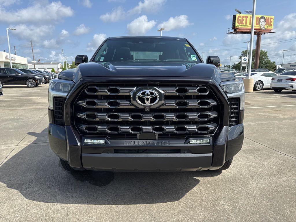 2022 Toyota Tundra Platinum photo 2