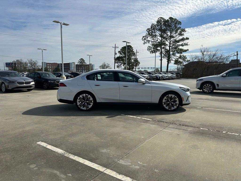 New 2026 BMW 530i Sedan