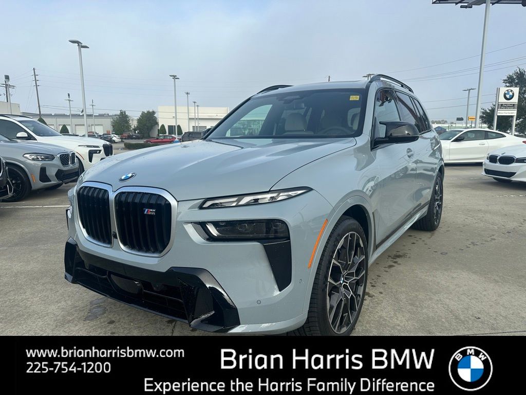 2026 BMW X7 M60i's photo
