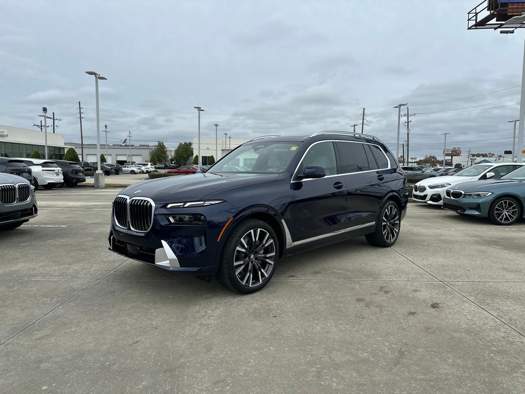 2026 BMW X7 40i's photo
