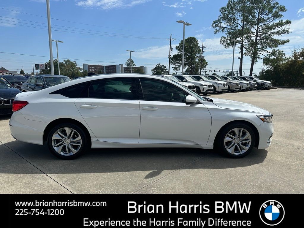 2020 Honda Accord LX photo 4