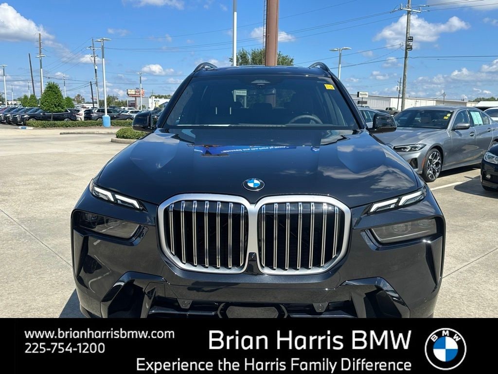 New 2026 BMW X7 xDrive40i SUV