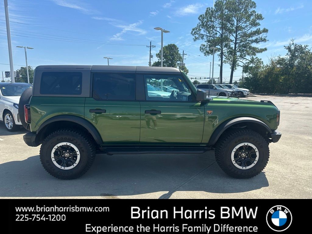 2024 Ford Bronco Badlands photo 4