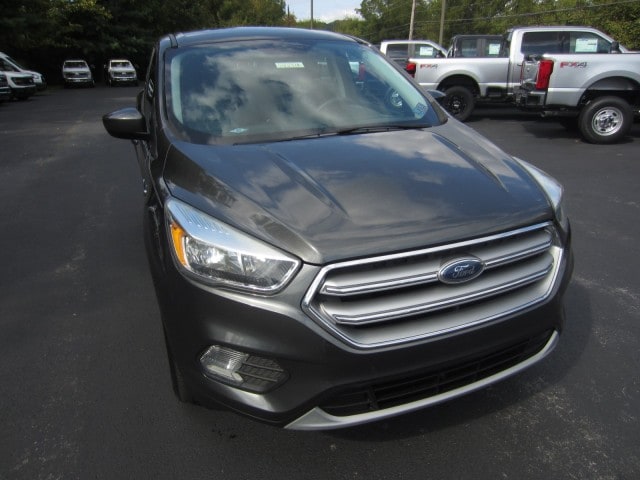 Used 2017 Ford Escape SE with VIN 1FMCU0GD5HUE83947 for sale in Coatesville, PA