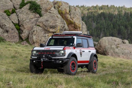 Bronco wildland firefighting command rig_01.jpg
