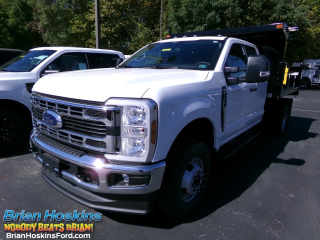 2026 Ford F-350 Dump Body XL SuperCab 4x4 DRW Truck Super Cab