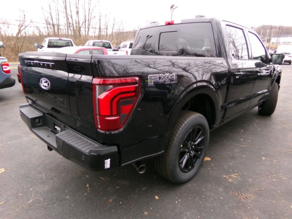 New 2025 Ford F-150 Platinum CrewCab 4x4 Truck SuperCrew Cab