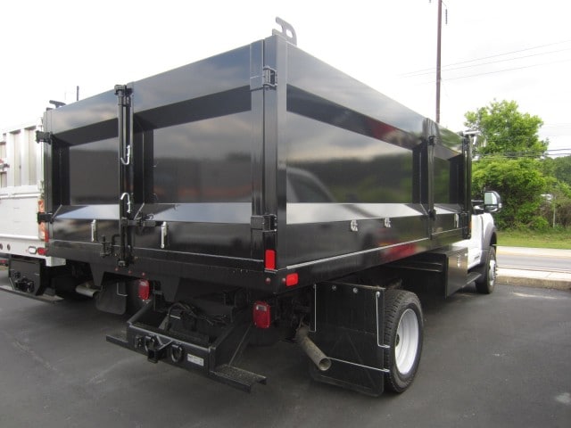 2025 Ford F-550 Super Duty Chassis Cab XL - Photo 6